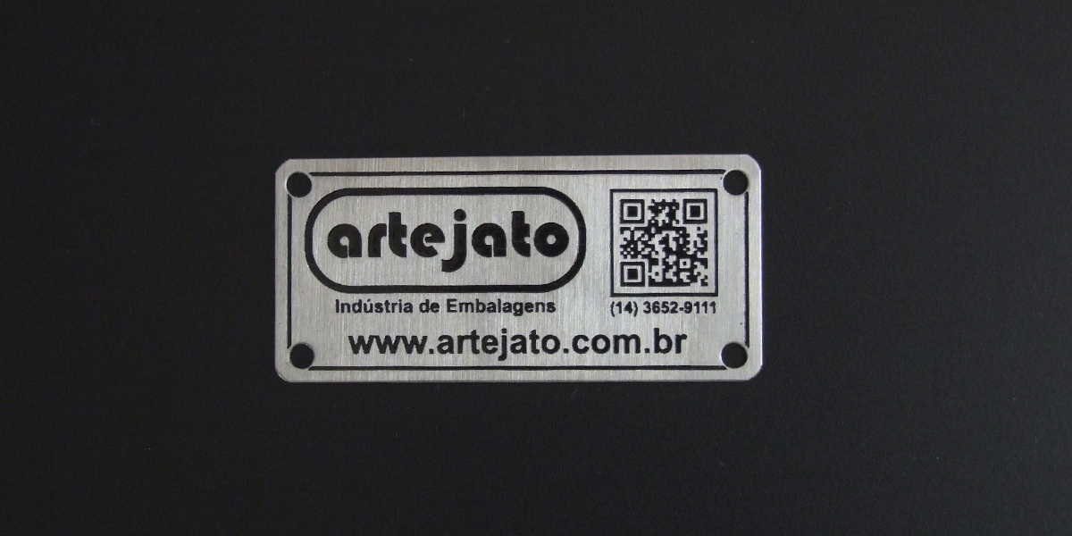 IDENTIFICAÇÃO COM QR CODE