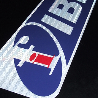 ETIQUETAS EM ADESIVO REFLETIVO